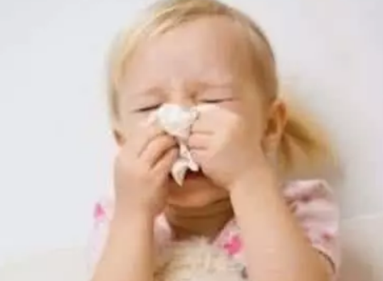 寶寶黑色鼻涕是怎么回事 寶寶鼻涕變黑是什么原因 寶寶黑色鼻涕是怎么回事 寶寶鼻涕變黑是什么原因