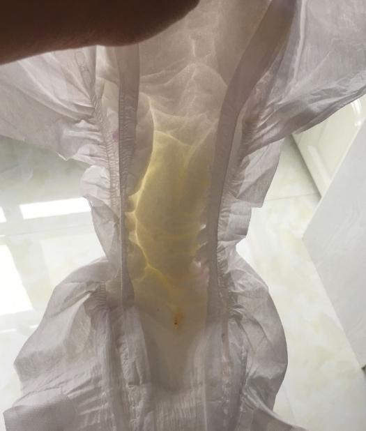 幾米熊紙尿褲和花王哪個好 幾米熊紙尿褲和花王紙尿褲對比