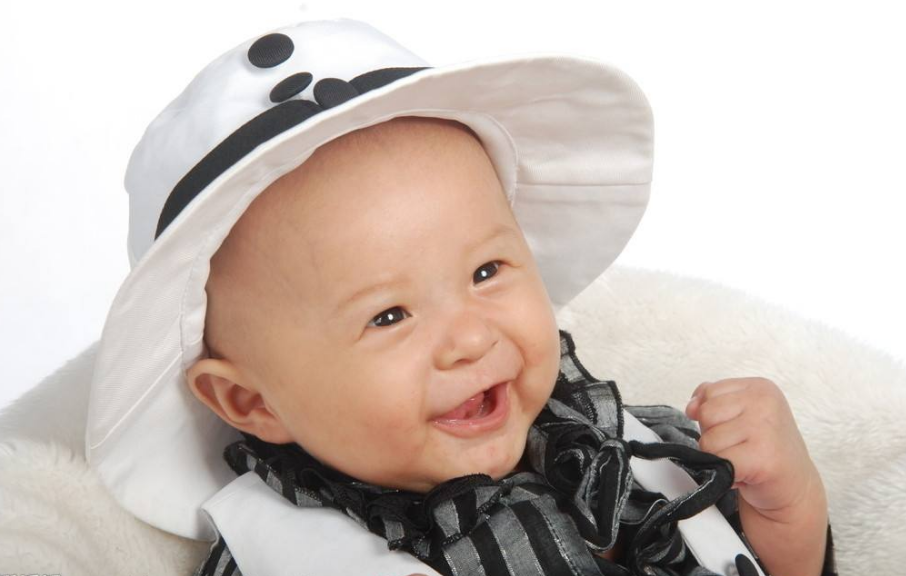 姓余有寓意的男孩名字怎么起 姓余的男孩文雅名字推薦 姓余有寓意的男孩名字怎么起 姓余的男孩文雅名字推薦