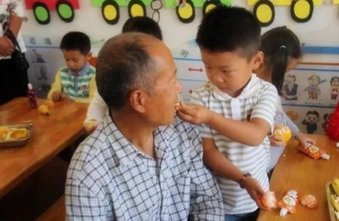 幼兒園重陽節親子活動2018 最新幼兒園重陽節親子活動