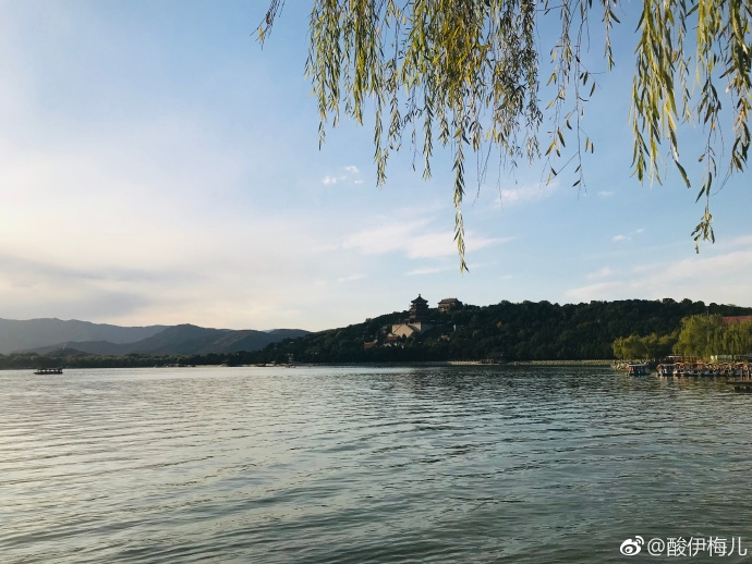 天氣變冷的心情 秋天天氣轉(zhuǎn)涼的說說朋友圈