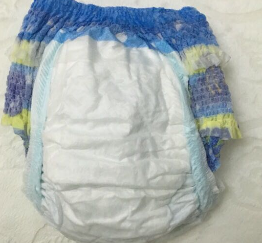 大王嬰兒游泳紙尿褲好不好用 大王嬰兒游泳紙尿褲使用測評