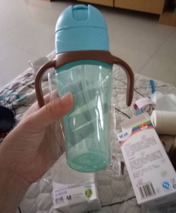 巴比象寬口PPSU奶瓶的材質(zhì)是什么 巴比象寬口PPSU奶瓶有味道嗎