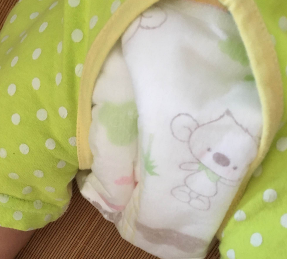 蒙愛海泥紙尿褲好不好用 蒙愛海泥紙尿褲使用測評