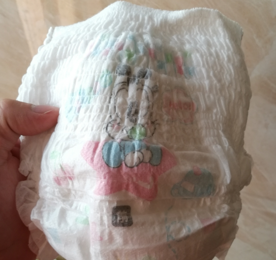 巴布豆拉拉褲和媽咪寶貝哪個好 巴布豆拉拉褲使用測評