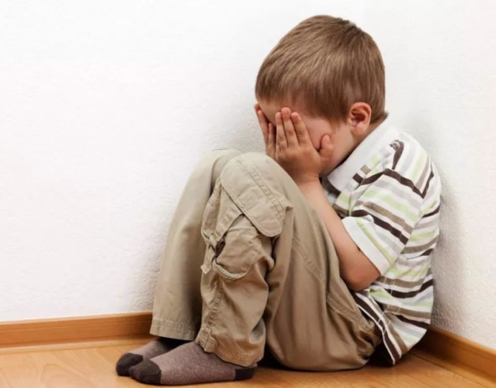 夫妻之間產生矛盾怎么不傷害孩子 孩子看到爸爸媽媽吵架怎么辦好