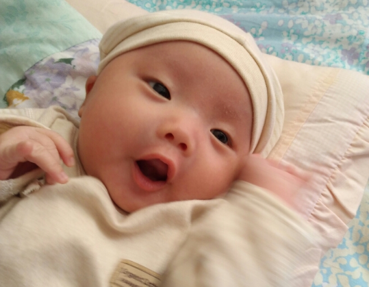 愛得利紙尿褲適合夏天嗎 愛得利紙尿褲使用測評