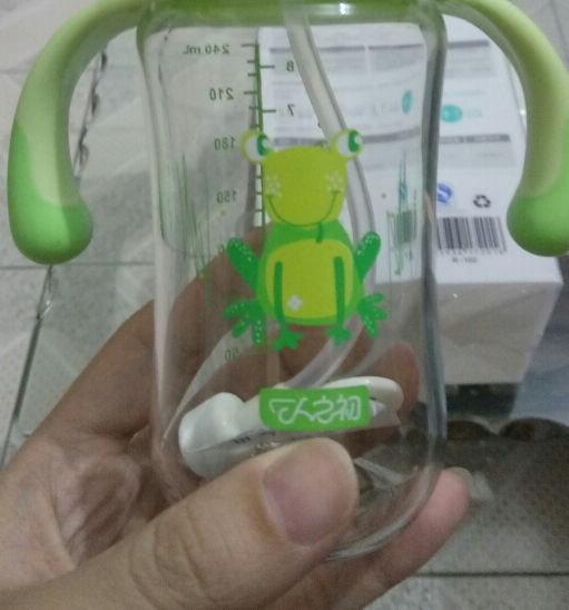 愛得利人之初奶瓶寶寶喜歡嗎 愛得利人之初奶瓶奶嘴好用嗎