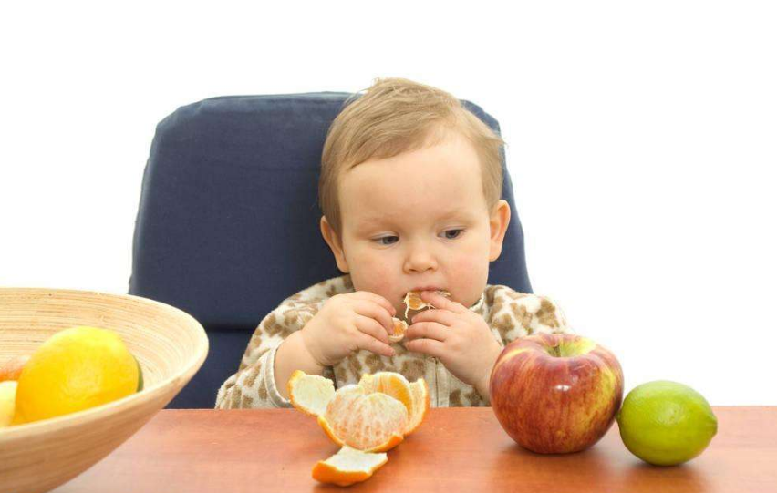 孩子秋季能吃柿子嗎 孩子吃柿子要注意什么