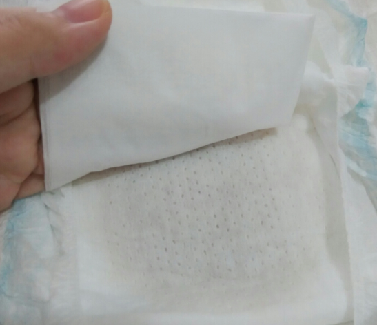 樂比贊超薄紙尿褲吸水性怎么樣 樂比贊超薄紙尿褲使用測評