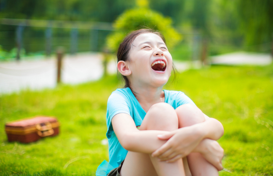 屈姓女孩起什么名字好 屈姓女孩有內(nèi)涵的名字推薦