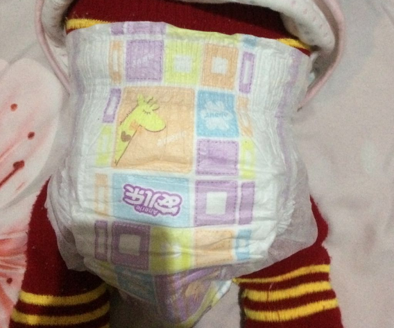 安兒樂小輕芯和倍康紙尿褲哪個好 安兒樂小輕芯和倍康紙尿褲對比測評