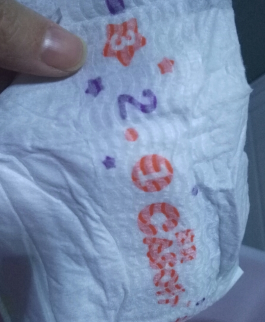 佳爽紙尿褲有熒光劑嗎 佳爽超薄紙尿褲安全嗎