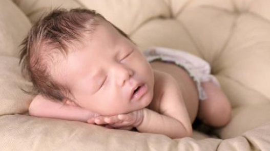 寶寶睡覺出汗多是什么原因 寶寶睡覺出汗的原因 寶寶睡覺出汗多是什么原因 寶寶睡覺出汗的原因