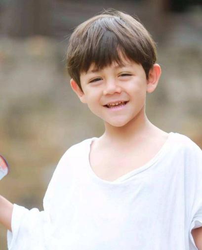 怎么夸孩子比較好 夸獎孩子怎么做比較合理