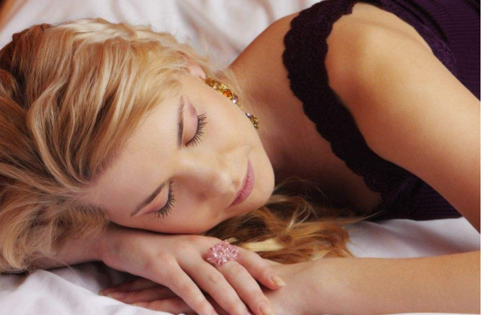 隱形避孕套安全嗎 隱形避孕套有什么副作用