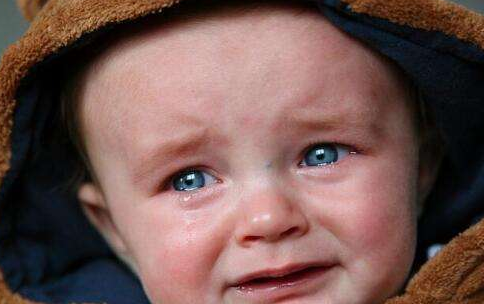 寶寶淚囊炎怎么預防  新生兒預防淚囊炎方法