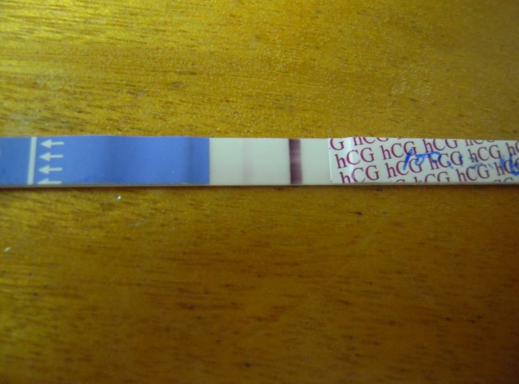 驗孕棒和驗孕試紙哪個更準確 驗孕棒和驗孕試紙的使用方法