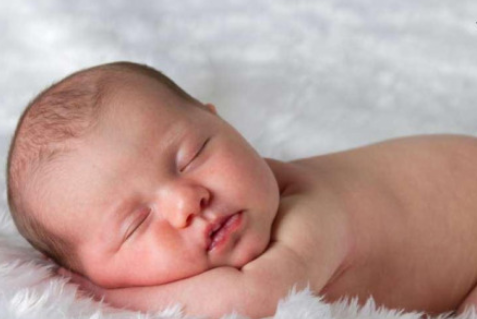 寶寶睡覺驚厥怎么回事    睡覺驚厥護(hù)理方法