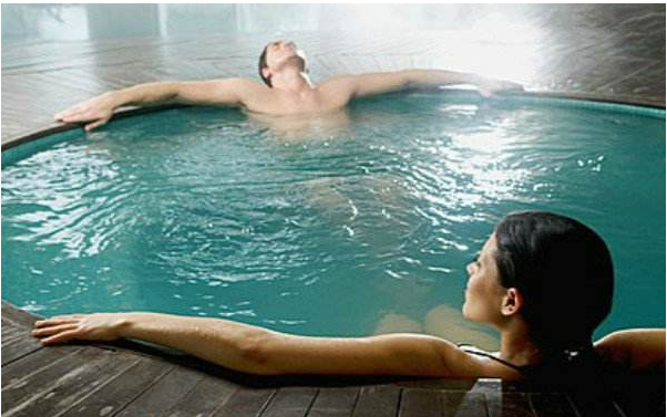 男性備孕期間可以泡溫泉嗎 男性泡溫泉有哪些危害