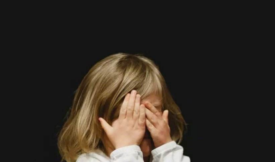 寶寶怕黑怎么辦 寶寶怕黑改善方法 寶寶怕黑怎么辦 寶寶怕黑改善方法