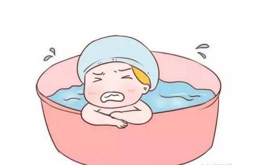 水中分娩有哪些好處  水中分娩有風險嗎