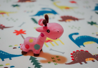 寶寶爬行墊什么材質好   寶寶爬行墊材質選擇推薦