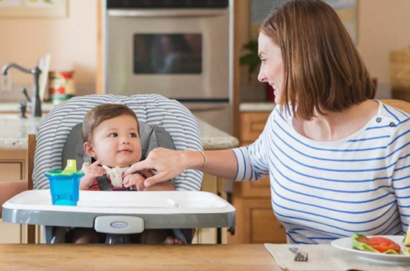 寶寶餐椅什么款式的好   餐椅款式選擇推薦