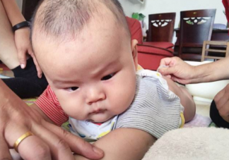 寶寶上廁所肛裂怎么辦  寶寶便秘肛裂調(diào)理方法