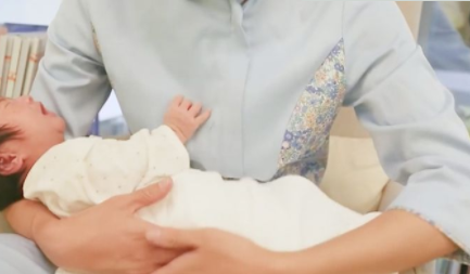 新生兒臉色發黑怎么辦 寶寶臉色發黑的原因 新生兒臉色發黑怎么辦 寶寶臉色發黑的原因