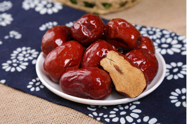 女人體虛冬天應怎么進補 女人體虛進補吃什么好