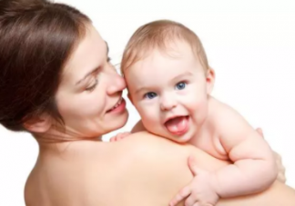 新生兒打嗝是什么原因  新生兒打嗝原因介紹