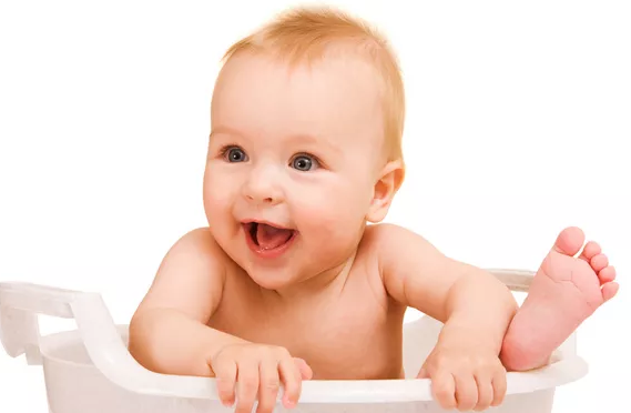 寶寶頻繁抓耳朵是怎么回事 頻繁抓耳朵的原因 寶寶頻繁抓耳朵是怎么回事 頻繁抓耳朵的原因