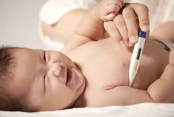 寶寶測體溫腋窩準嗎 腋窩測體溫正常值是多少 寶寶測體溫腋窩準嗎 腋窩測體溫正常值是多少