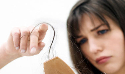 產后脫發的正確調理方法    產后脫發怎么改善