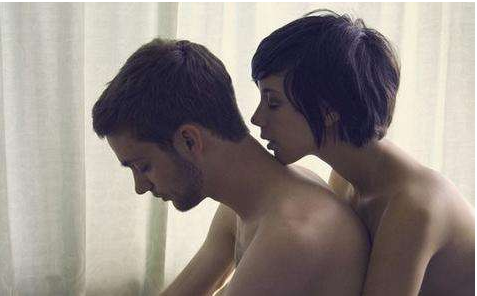 性生活多久一次比較正常 性生活不和諧怎么辦