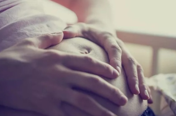 產后惡露什么顏色正常  產后惡露3個階段顏色