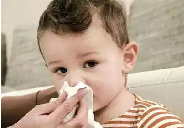 孩子愛摳鼻子怎么辦 孩子愛摳鼻子是什么原因