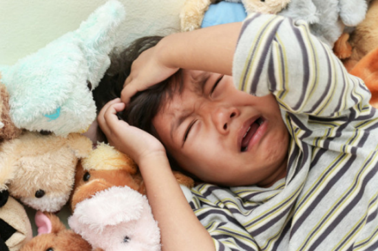 寶寶總是腿疼怎么回事   寶寶腿疼需要補鈣嗎