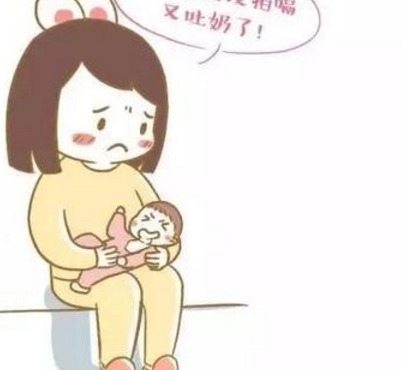 如何給寶寶拍嗝 拍嗝的正確方法