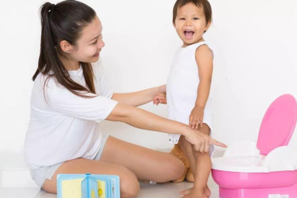 寶寶坐便器有必要買嗎  孩子不喜歡用坐便器怎么辦