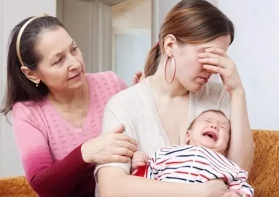 產后乳房有硬結怎么辦    乳房脹痛有硬結緩解方法