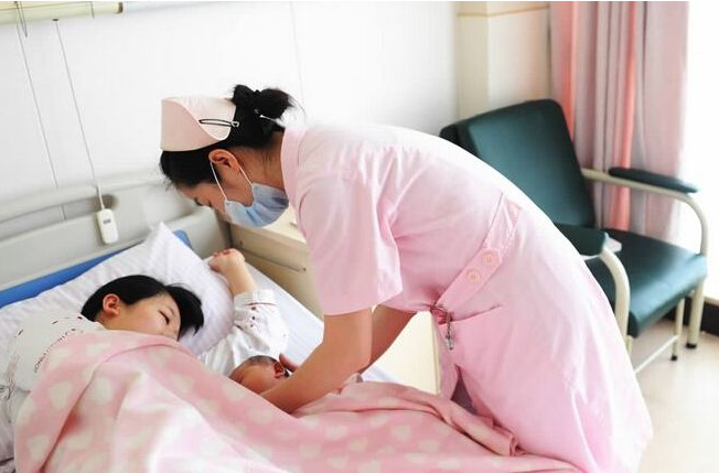 剖腹產后可以喝牛奶嗎 剖腹產后吃什么對傷口好