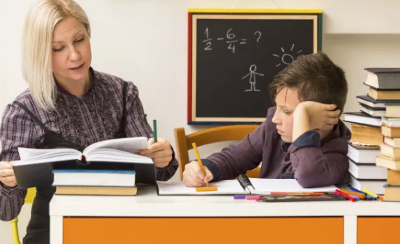 如何正確的夸贊孩子 夸獎孩子的正確方法