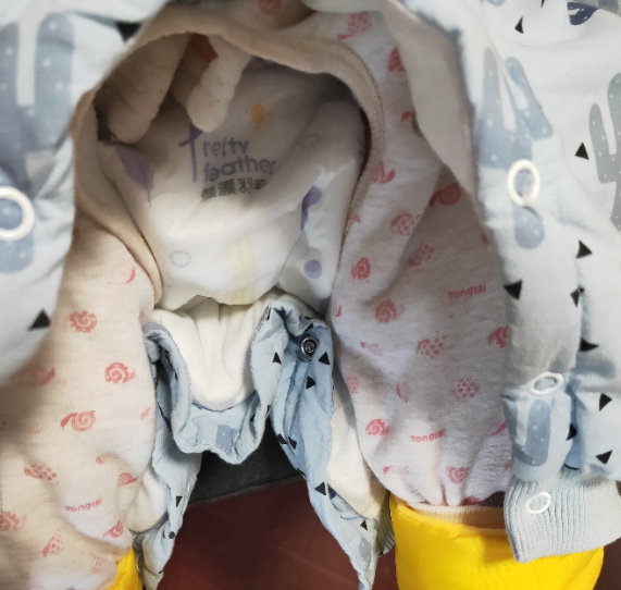 漂漂羽毛和大王紙尿褲哪個好 漂漂羽毛和大王紙尿褲對比測評