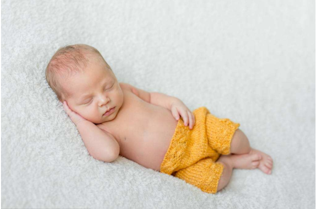 寶寶多大開始穿內(nèi)褲好 寶寶內(nèi)褲怎么挑選