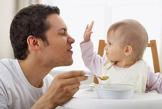 6個月寶寶早教怎么做 6個月寶寶早教內容