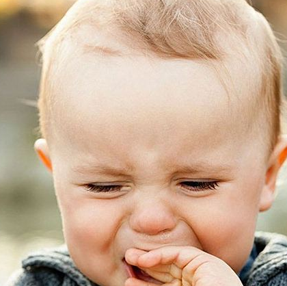 寶寶頻繁打嗝是怎么回事 寶寶為為什么會(huì)頻繁打嗝