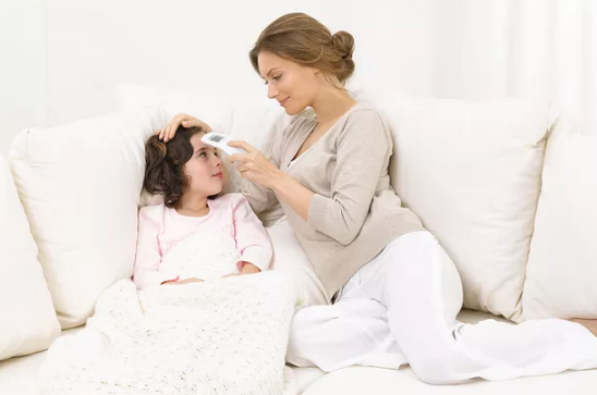 孩子發(fā)燒能捂熱嗎 捂汗退熱有效嗎