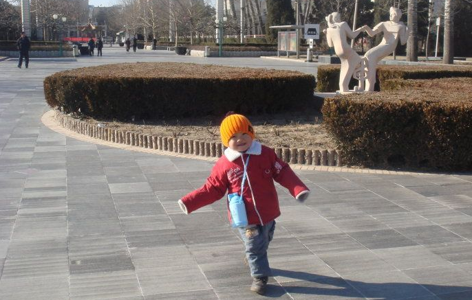 冬天帶孩子外出需要注意什么 冬天帶孩子外出去哪里好